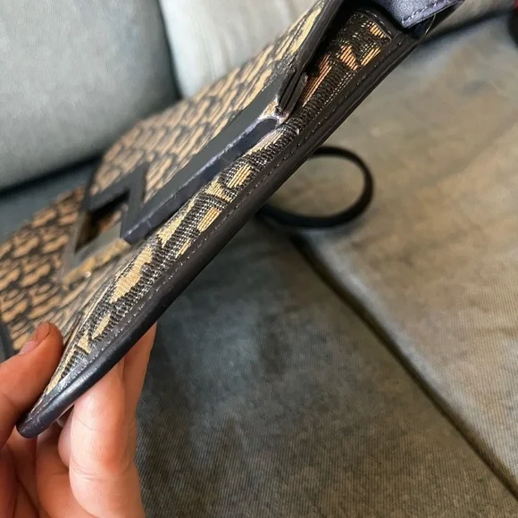 Authentic Vintage Dior bag - Picture 8 of 11